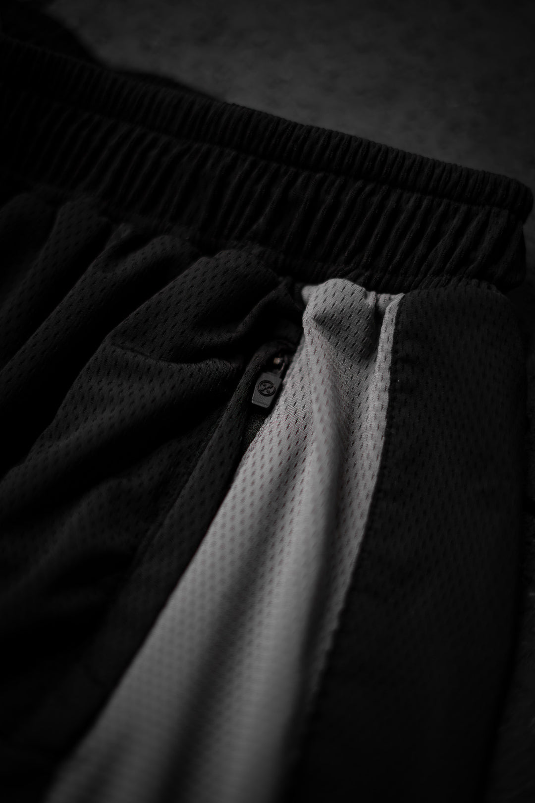 SYMMETRIX TRAINING SHORT
