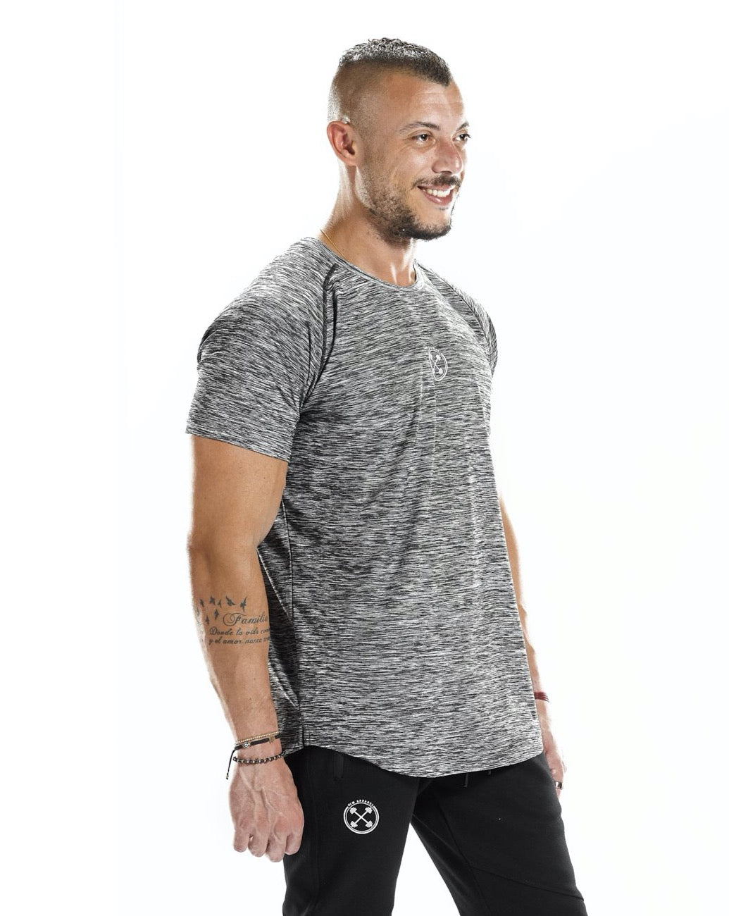 ULTRA Mesh Raglan T-Shirt 2.0 - T-Shirt - Gym Apparel Egypt